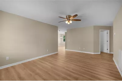 110 Walraven Way SE, Calhoun, GA 30701 - Photo 8