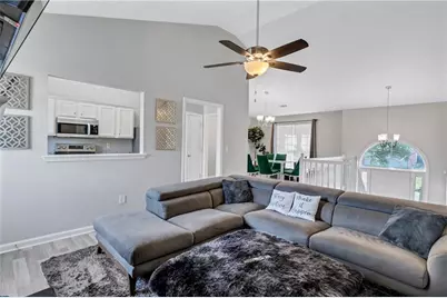 3322 Waggoner Place, Rex, GA 30273 - Photo 8