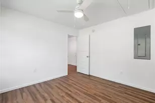 8079 Beachwood Dr, Murrayville, GA 30564 - Photo 16