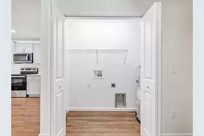 8079 Beachwood Drive, Murrayville, GA 30564 - Photo 12