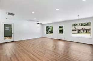 8083 Beachwood Dr, Murrayville, GA 30564 - Photo 12