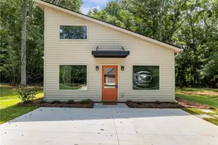 8083 Beachwood Dr, Murrayville, GA 30564 - Photo 1