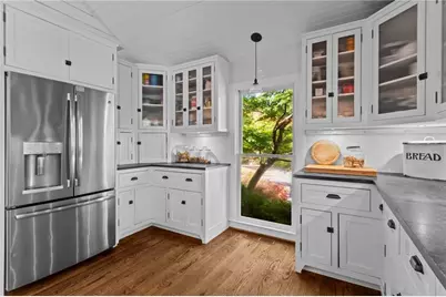 104 Lakeshore Circle NE, Marietta, GA 30067 - Photo 12