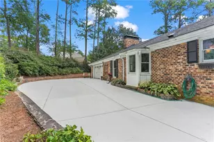 104 Lakeshore Cir NE, Marietta, GA 30067 - Photo 46