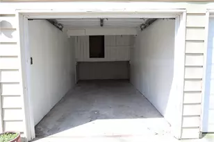 1321 Surrey Ln SW, Marietta, GA 30008 - Photo 16