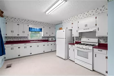 768 Burwell Road, Carrollton, GA 30117 - Photo 4