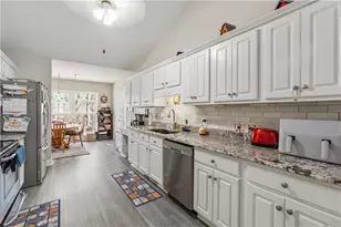 3724 Lexington Ct, Gainesville, GA 30504 - Photo 12