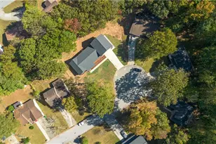 1063 Chapman Ln, Stone Mountain, GA 30088 - Photo 24