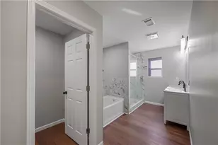 1063 Chapman Ln, Stone Mountain, GA 30088 - Photo 12