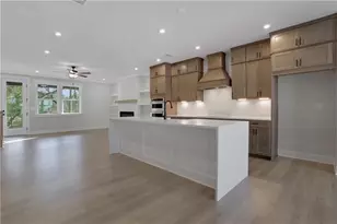 119 Bridgecrest Rd, Roswell, GA 30075 - Photo 8