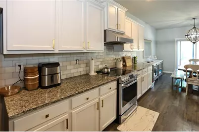 360 Buckshire Way, McDonough, GA 30253 - Photo 8