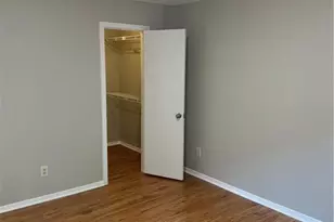 1413 Tuxworth Cir, Decatur, GA 30033 - Photo 8