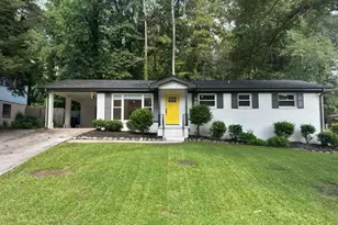 4396 Greenleaf Circle, Atlanta, GA 30331 - Photo 20