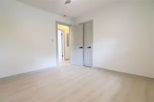 4396 Greenleaf Circle, Atlanta, GA 30331 - Photo 12