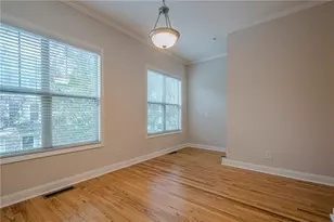 1949 Sterling Oaks Cir NE, Atlanta, GA 30319 - Photo 10