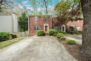 635 Anderson Walk, Marietta, GA 30062 - Photo 4