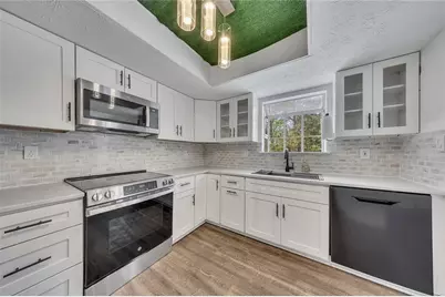 635 Anderson Walk, Marietta, GA 30062 - Photo 14