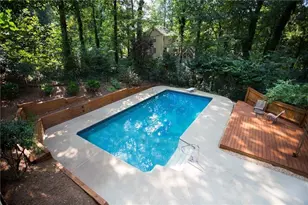 2418 Stockton Dr, Marietta, GA 30066 - Photo 4