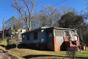 1045 N Wilkinson St, Milledgeville, GA 31061 - Photo 2