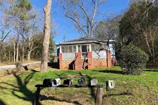 1045 N Wilkinson St, Milledgeville, GA 31061 - Photo 1