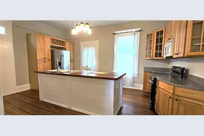 1047 Ridge Avenue, Stone Mountain, GA 30083 - Photo 6