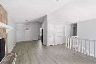 5905 Wellborn Trail, Lithonia, GA 30058 - Photo 10