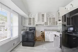 5905 Wellborn Trail, Lithonia, GA 30058 - Photo 16