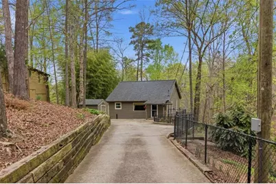 5428 N Cove Road N, Gainesville, GA 30504 - Photo 2