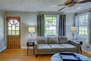 1949 Shalimar Dr NE, Atlanta, GA 30345 - Photo 10