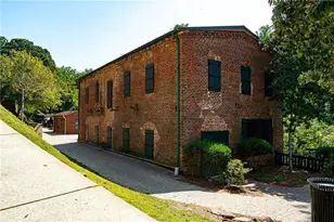 150 Maison Ct, Roswell, GA 30076 - Photo 22