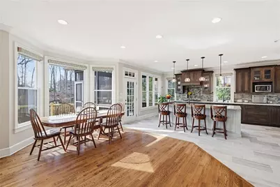 5107 Parkwood Oaks Lane, Smyrna, GA 30126 - Photo 4