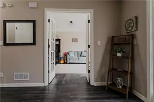 300 Channings Lake Dr, Lawrenceville, GA 30043 - Photo 18