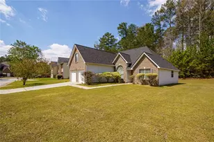 6869 Fireside Ln, Atlanta, GA 30349 - Photo 2