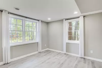 3553 Sandy Woods Lane, Stone Mountain, GA 30083 - Photo 24