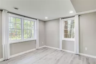 3553 Sandy Woods Ln, Stone Mountain, GA 30083 - Photo 24