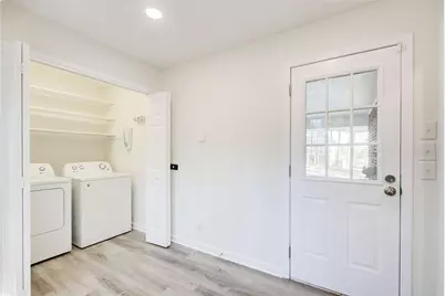 3553 Sandy Woods Lane, Stone Mountain, GA 30083 - Photo 12