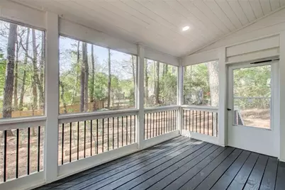 3553 Sandy Woods Lane, Stone Mountain, GA 30083 - Photo 10