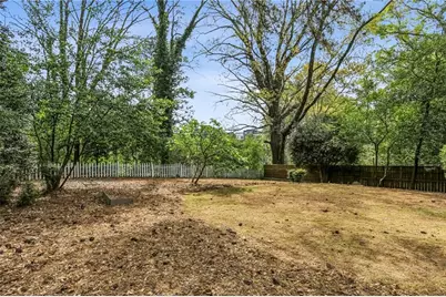 2581 Sharondale Drive #0, Atlanta, GA 30305 - Photo 20