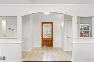 2581 Sharondale Dr, Atlanta, GA 30305 - Photo 18