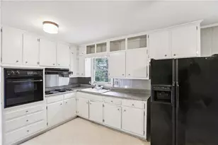 1601 Moncrief Cir, Decatur, GA 30033 - Photo 6