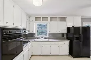 1601 Moncrief Cir, Decatur, GA 30033 - Photo 8