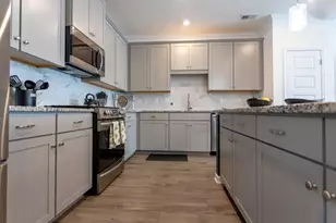 1110 Fuzz St, Lawrenceville, GA 30046 - Photo 12