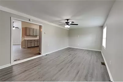 107 Hartley Woods Drive NE, Kennesaw, GA 30144 - Photo 16