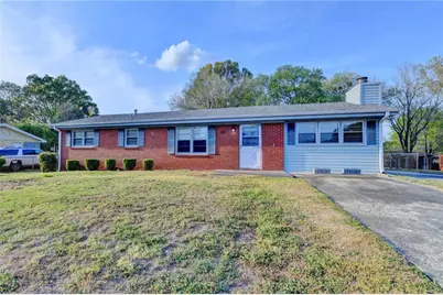 1071 Mountain View Road NW, Conyers, GA 30012 - Photo 2