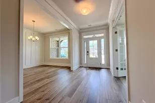 5511 Tullis Dr, Gainesville, GA 30507 - Photo 8