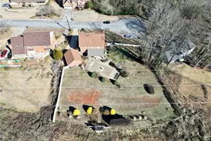 110 Amsterdam Dr SW, Lilburn, GA 30047 - Photo 6