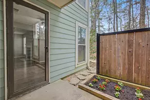 2011 Canyon Point Cir, Roswell, GA 30076 - Photo 14