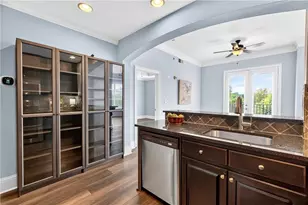 2277 Peachtree Rd NE, Atlanta, GA 30309 - Photo 10