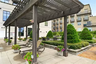 2277 Peachtree Rd NE, Atlanta, GA 30309 - Photo 28