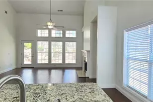 340 Pintail Ct, Suwanee, GA 30024 - Photo 10